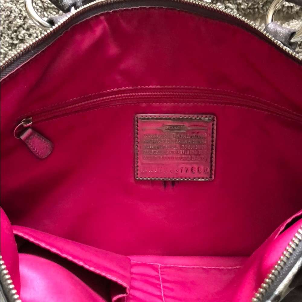 Coach Bag - Picture 4 of 8
